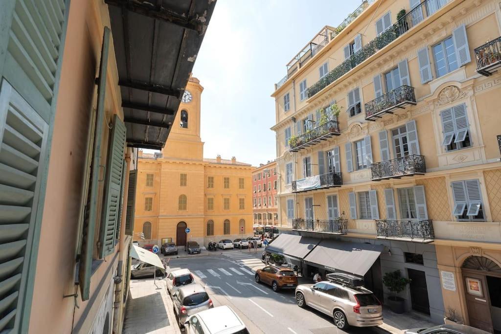 Appartamento Elegant 3p Idealement Situe Au Coeur De